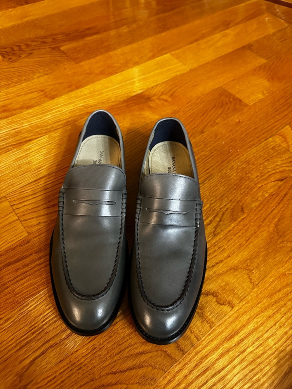 Banana Republic Black Leather Penny Loafers Ortholite Comfort Size 9.5